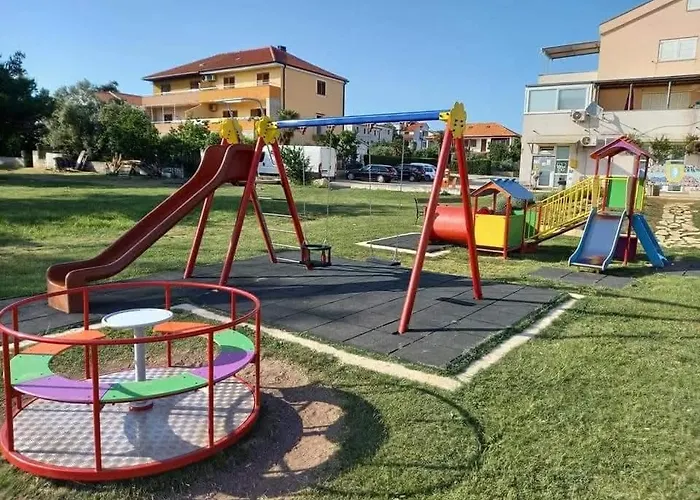 Camping Mobile 4us Privlaka (Zadar)